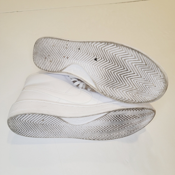 Nike Women's Court Royale 2 Mid Sneakers CT1725-100 White Size 11 - Picture 13 of 14